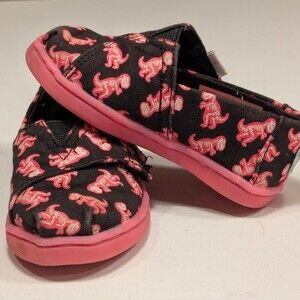 TOMS Tiny Alpargata Glow in the Dark Dino Dinosaur Slip On Shoes Black Pink US 5